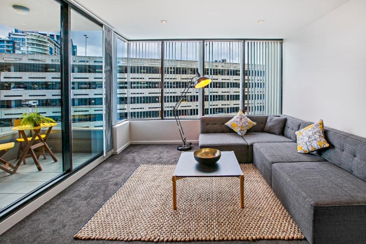 Melbourne Holiday Apartments Flinders Wharf Экстерьер фото